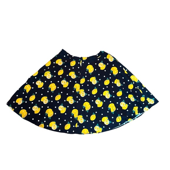 Collectif Matilde Skirt Black with white polka dots and lemons size:4X NWOT - Picture 3 of 4